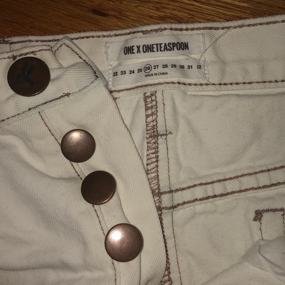 One Teaspoon White Denim Skirt - Picture 4 of 4